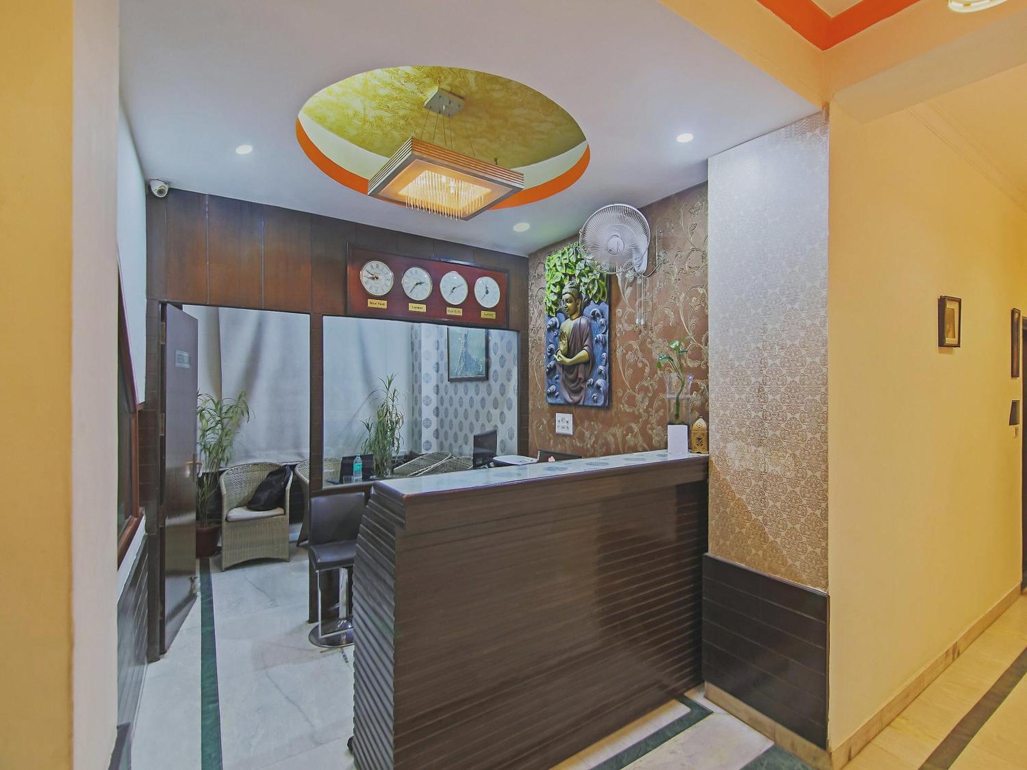 Capital O Tipsyy Near Aravali Biodiversity Park Gurgaon Exterior photo